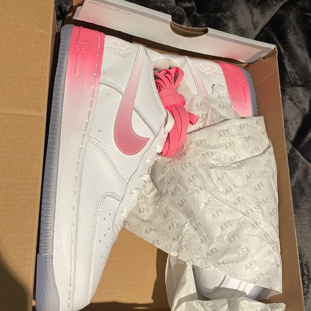 Nike Air Force 1